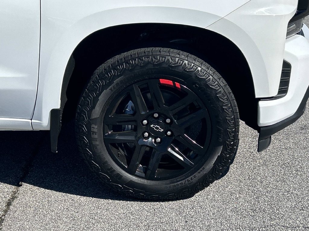 Used 2021 Chevrolet Silverado 1500 RST w/ Redline Edition AWD/4WD image 10