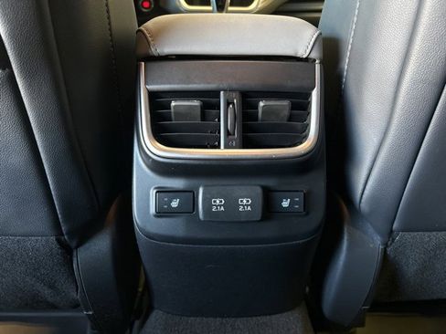 Used 2021 Subaru Outback Limited image 34
