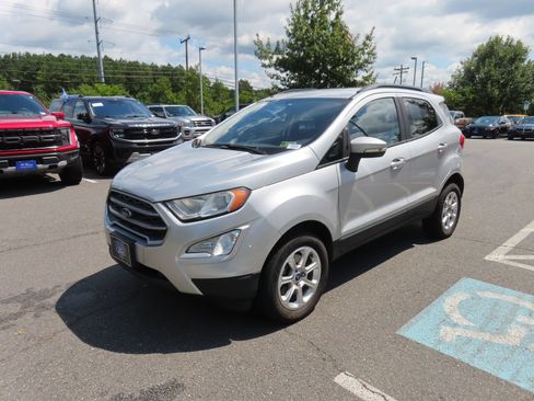Used 2020 Ford EcoSport SE w/ SE Convenience Package AWD/4WD image 3
