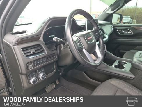 Used 2022 GMC Yukon XL SLE image 13