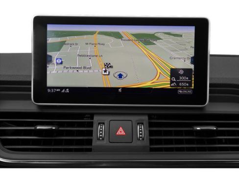 Used 2018 Audi SQ5 Premium Plus w/ Navigation Package image 17