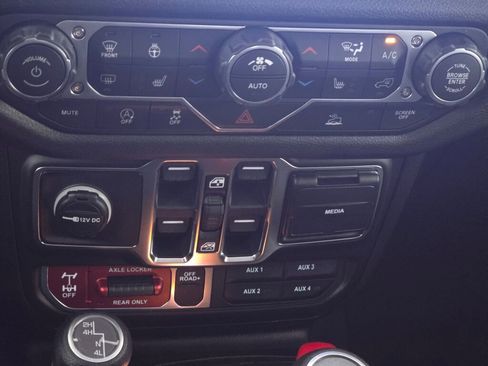 New 2026 Jeep Gladiator Willys image 23