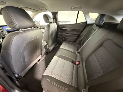 New 2026 Chevrolet Trax LT w/ Midnight Edition FWD image 14