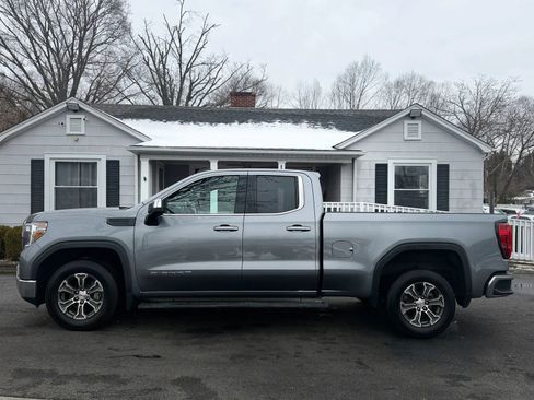 Used 2021 GMC Sierra 1500 SLE RWD image 3