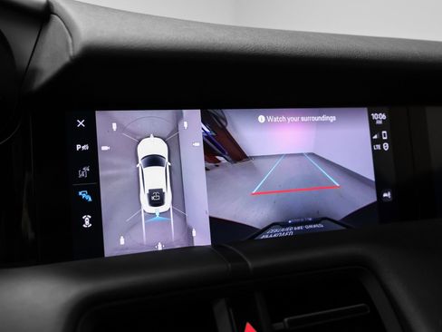 Certified 2023 Porsche Taycan image 38