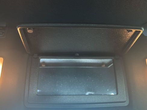 Used 2024 GMC Canyon AT4 w/ Canyon Safety Plus Package AWD/4WD image 17