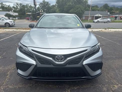 Used 2021 Toyota Camry SE FWD image 8
