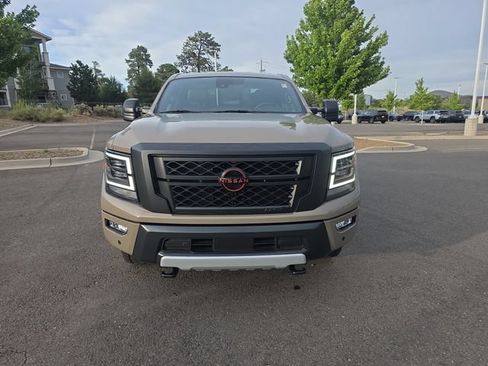 Used 2024 Nissan Titan PRO-4X AWD/4WD image 8
