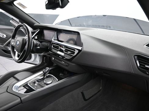 Used 2020 BMW Z4 sDrive30i w/ Convenience Package image 20