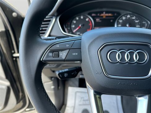Used 2023 Audi Q5 2.0T Premium w/ Convenience Package image 21