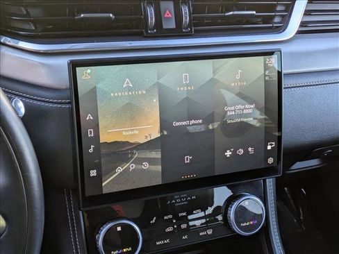 Used 2025 Jaguar F-PACE R-Dynamic S image 15