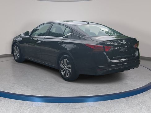 Used 2019 Nissan Altima 2.5 S FWD image 7