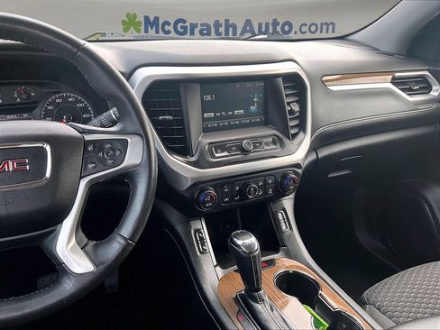Used 2017 GMC Acadia SLE FWD image 11