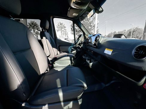 New 2026 Mercedes-Benz Sprinter 2500 image 23
