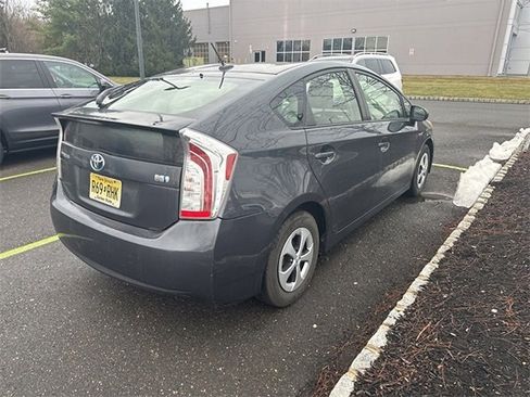 Used 2013 Toyota Prius One image 4
