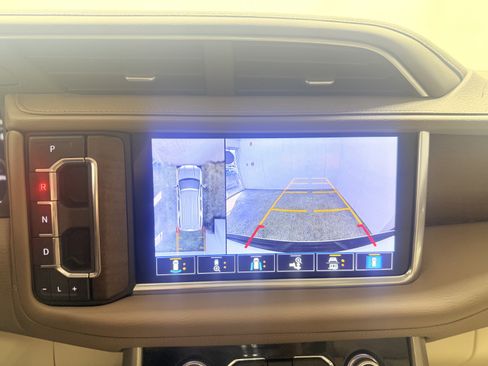 Certified 2021 GMC Yukon Denali w/ Denali Premium Package image 20