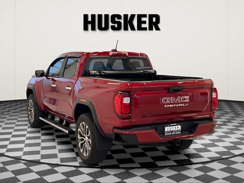 Used 2025 GMC Canyon Denali AWD/4WD image 5