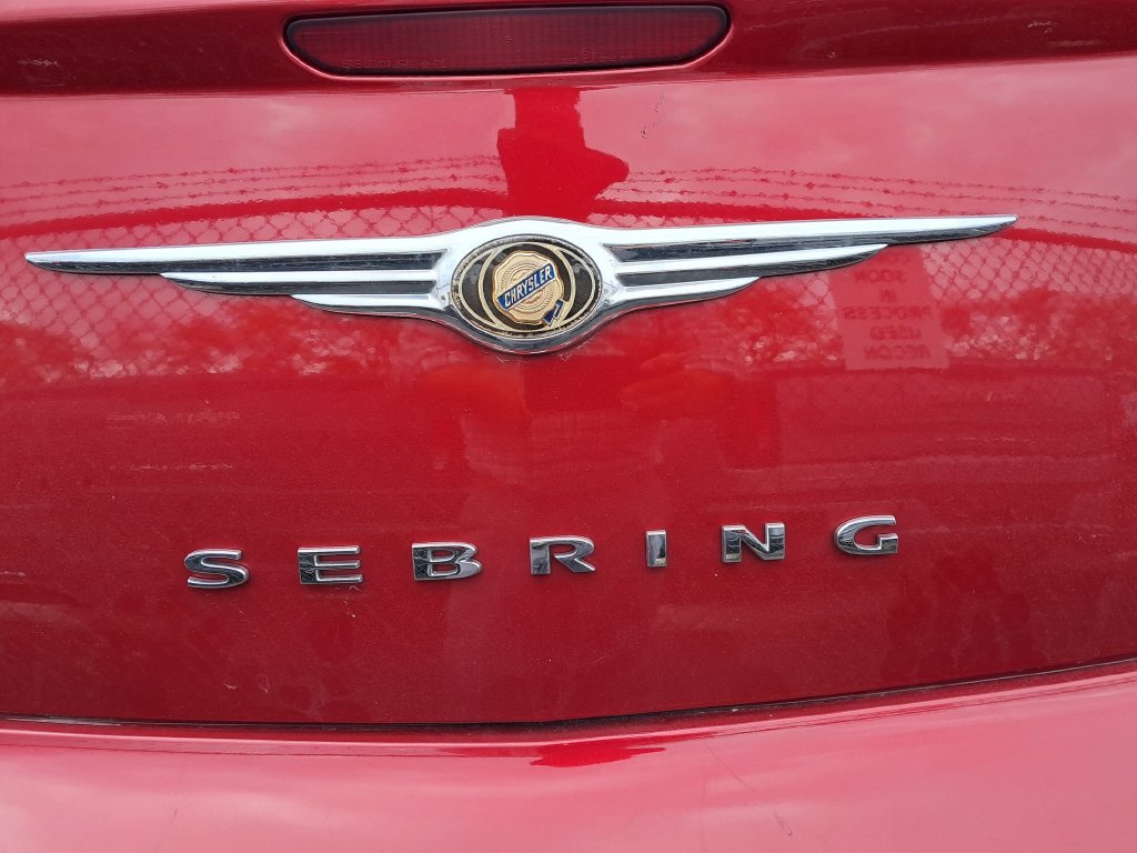 Used 2008 Chrysler Sebring Limited w/ Luxury Group FWD image 10