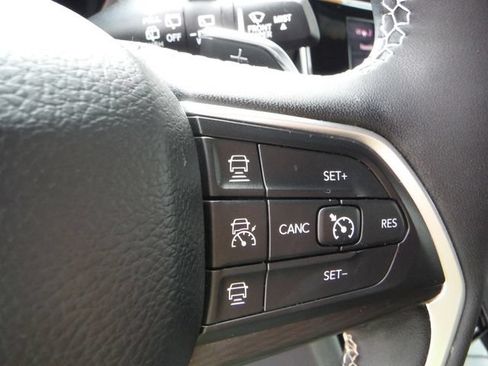 Certified 2023 Jeep Grand Cherokee L Laredo AWD/4WD image 39