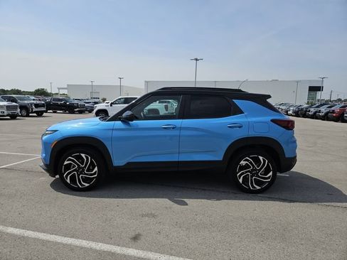Used 2025 Chevrolet TrailBlazer RS w/ Convenience Package FWD image 4