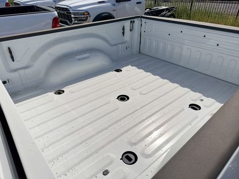 New 2026 RAM 2500 Big Horn AWD/4WD image 28