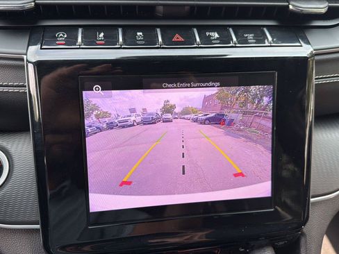 Used 2025 Jeep Grand Cherokee L Altitude AWD/4WD image 22