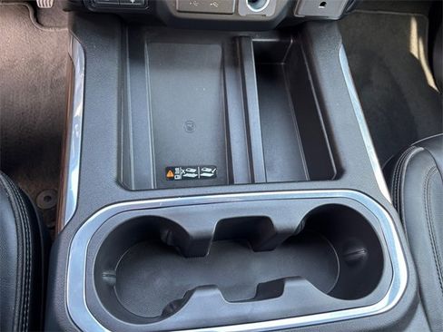 Used 2022 Chevrolet Silverado 3500 High Country image 25