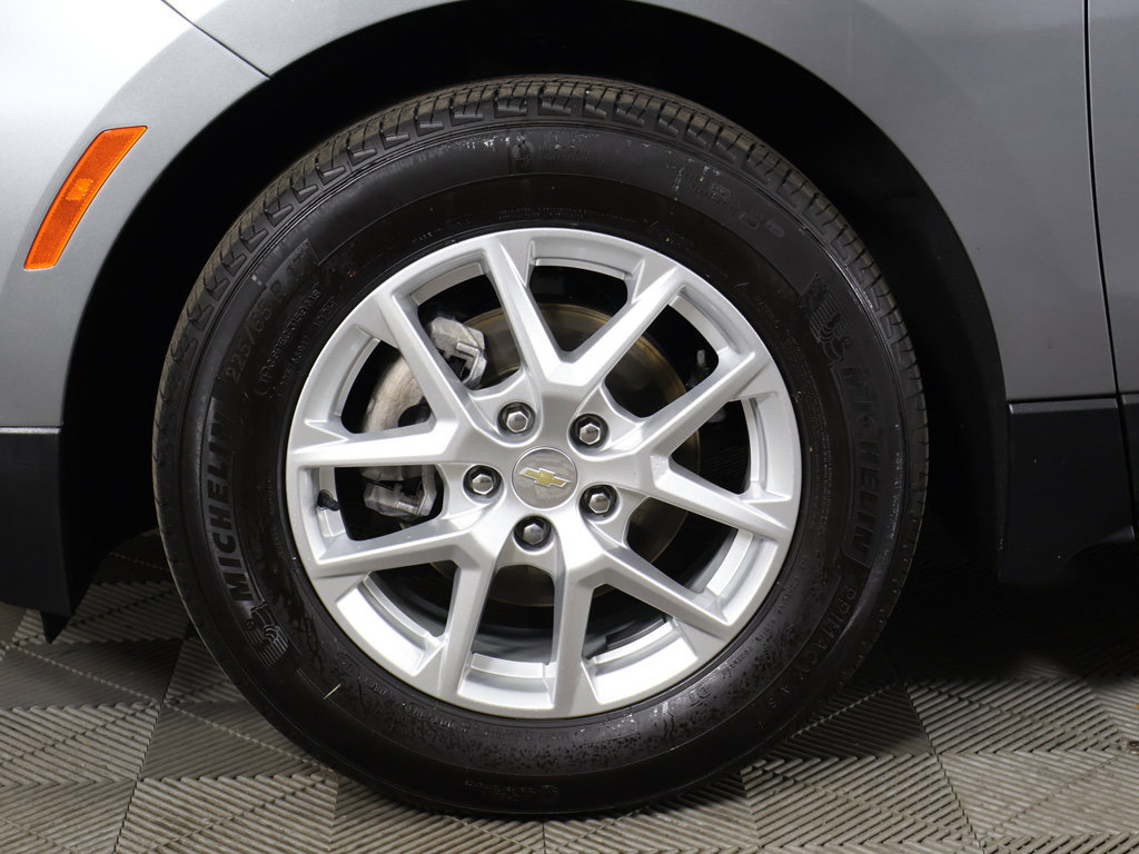 Used 2023 Chevrolet Equinox LT FWD image 22