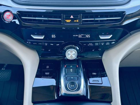Certified 2025 Acura MDX w/ Technology Package image 12