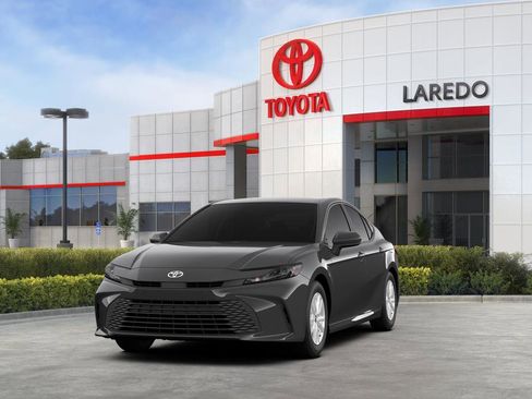 New 2026 Toyota Camry LE image 19