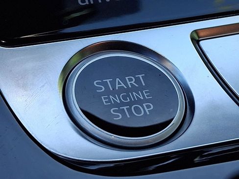 Certified 2026 Audi Q8 Premium Plus w/ Premium Plus Package AWD/4WD image 24