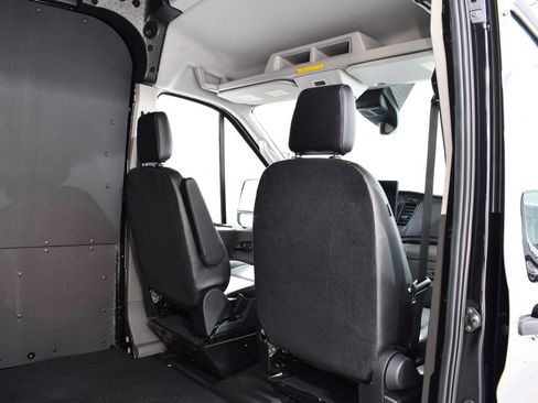 New 2026 Ford Transit 250 148 Medium Roof Extended AWD w/ Load Area Protection Package image 16