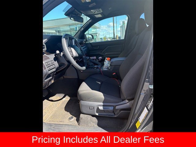 Used 2026 Toyota 4Runner SR5 AWD/4WD image 6