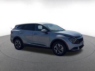 Used 2025 Kia Sportage LX FWD video 2