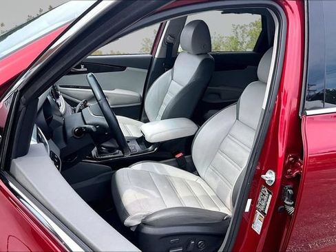Used 2019 Kia Sorento SX w/ SX Touring Package FWD image 23