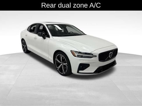 Used 2024 Volvo S60 B5 Ultimate AWD/4WD image 8