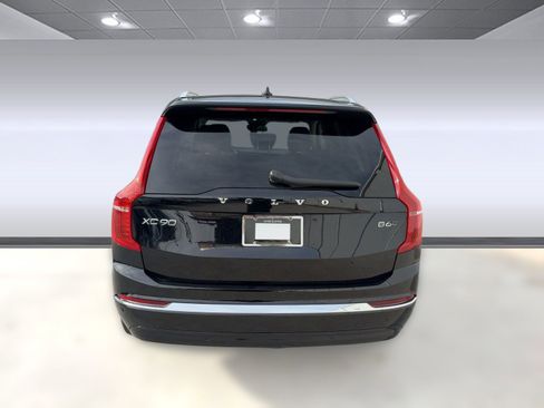 Certified 2023 Volvo XC90 B6 Plus w/ Protection Package image 10