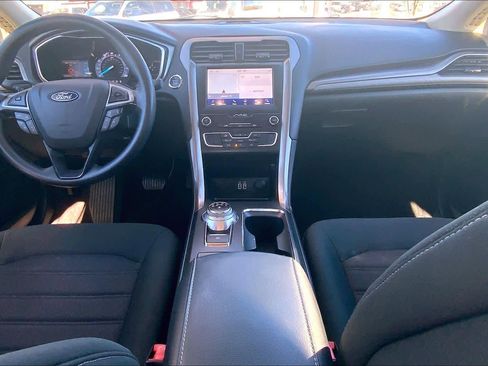 Certified 2019 Ford Fusion SE image 15
