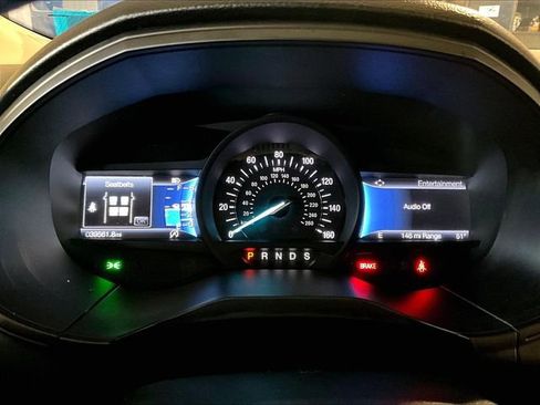 Used 2024 Ford Edge Titanium image 25