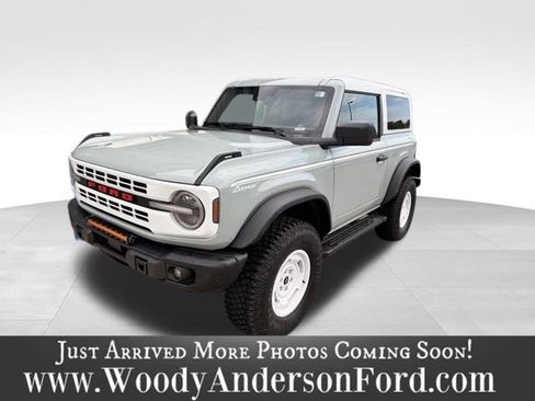 Used 2024 Ford Bronco Heritage Edition image 1