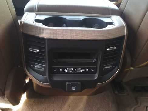 Used 2020 RAM 1500 Limited image 11