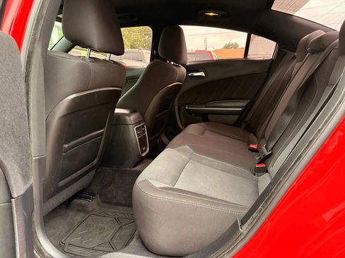 Used 2016 Dodge Charger R/T RWD image 14