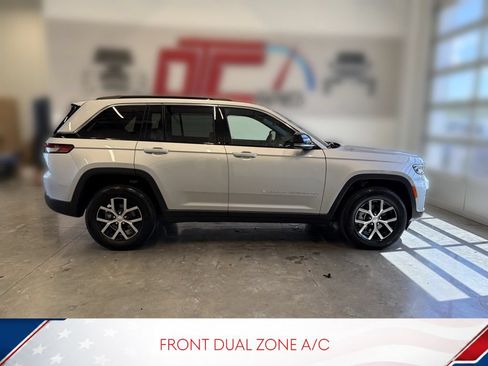Used 2025 Jeep Grand Cherokee Limited w/ Luxury Tech Group II AWD/4WD image 4