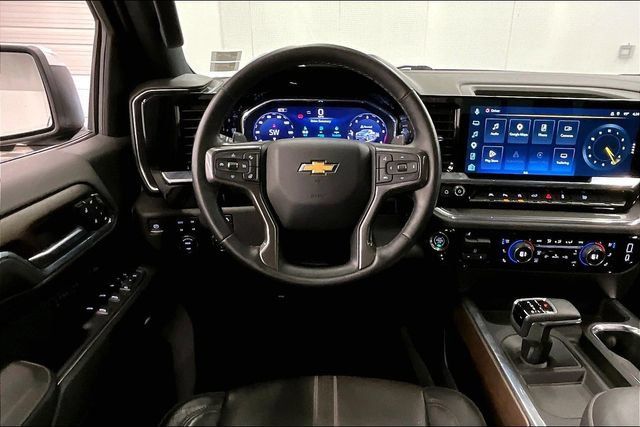 Used 2024 Chevrolet Silverado 1500 High Country w/ LPO, Dark Essentials Package AWD/4WD image 6
