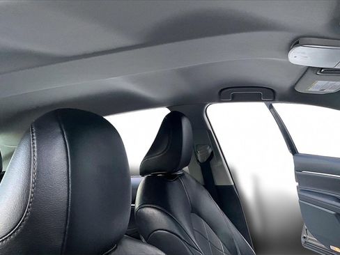 Certified 2018 Toyota Camry XLE image 26