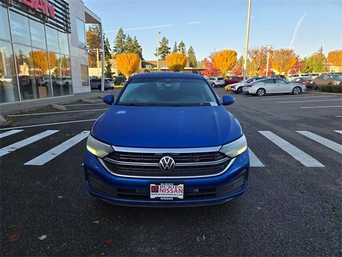 Used 2024 Volkswagen Jetta S image 3