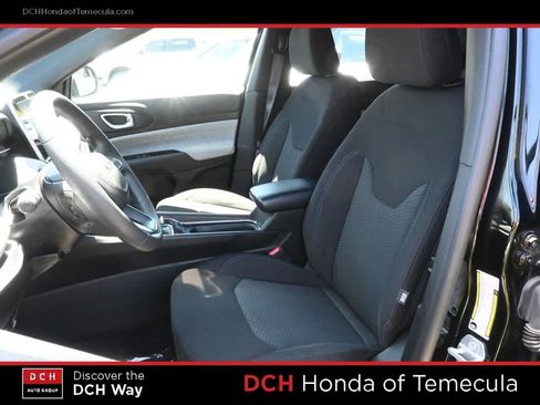 Used 2025 Jeep Compass Sport AWD/4WD image 17