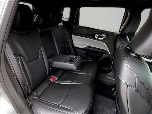 New 2026 Jeep Compass Limited AWD/4WD image 11