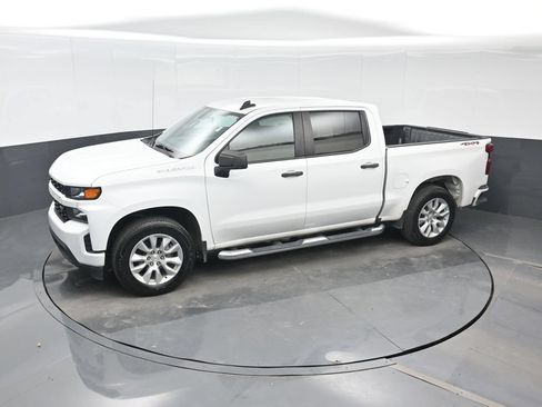 Used 2022 Chevrolet Silverado 1500 Custom AWD/4WD image 17