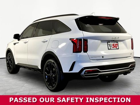 Used 2023 Kia Sorento SX AWD/4WD image 4